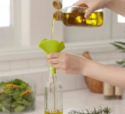 Mini embudo de silicona flexible suave personalizado